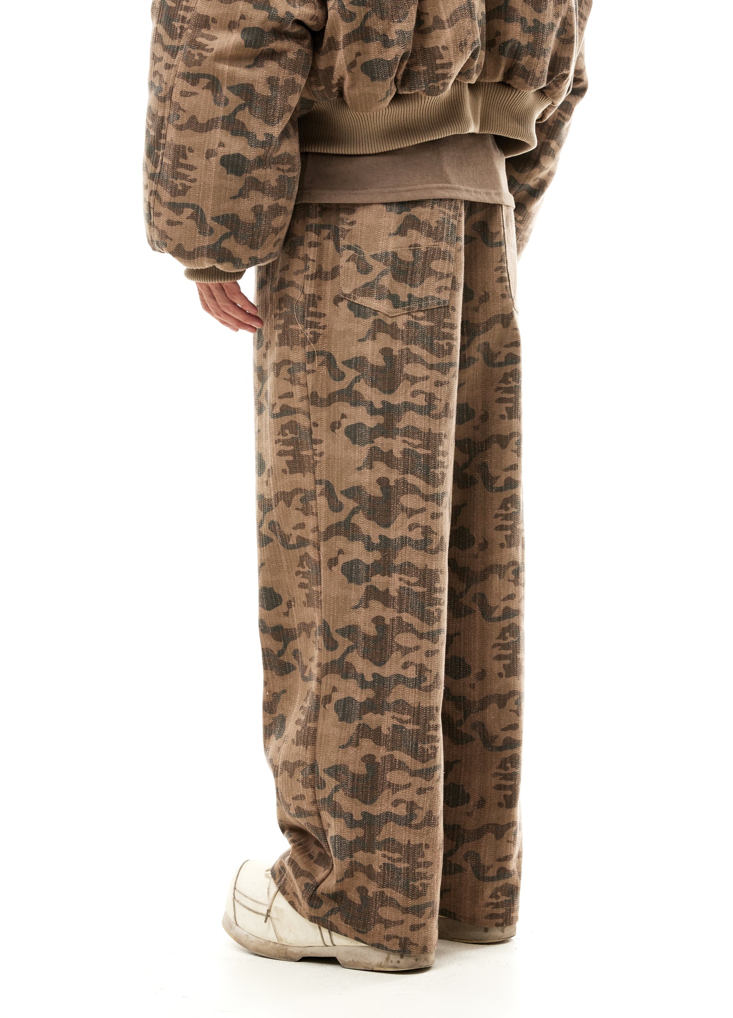 CAMOUFLAGE PANTS